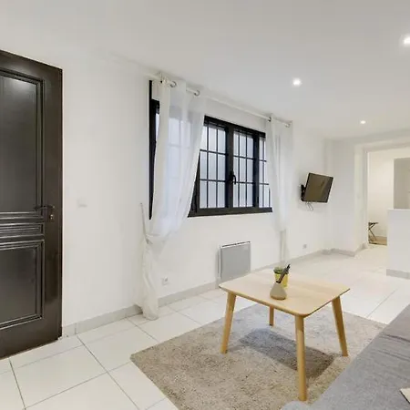 250 Sainte - Superb In Apartman