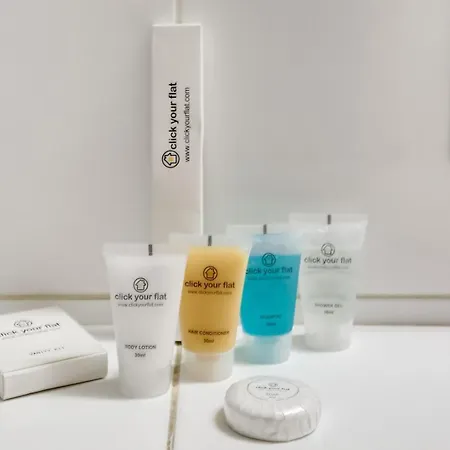 250 Sainte - Superb In * Παρίσι