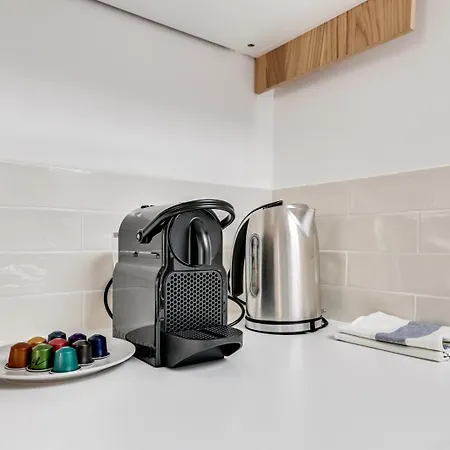 250 Sainte - Superb In *