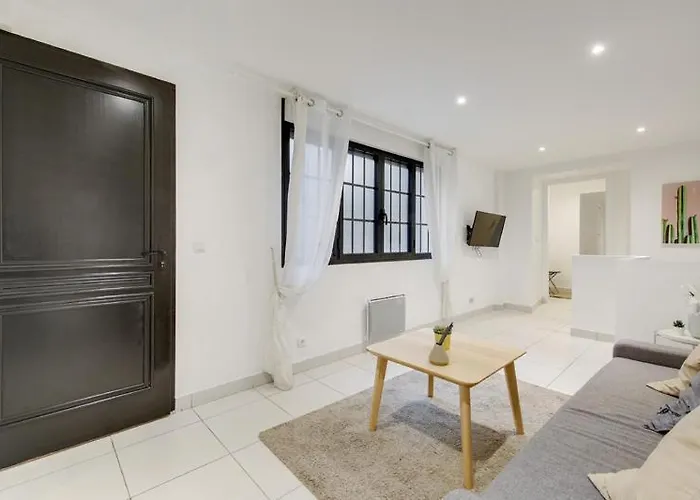 250 Sainte - Superb In Apartment