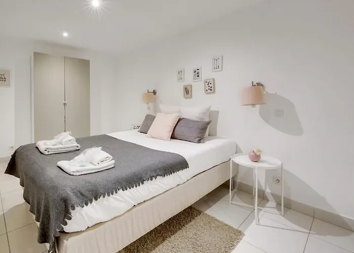 250 Sainte - Superb In *